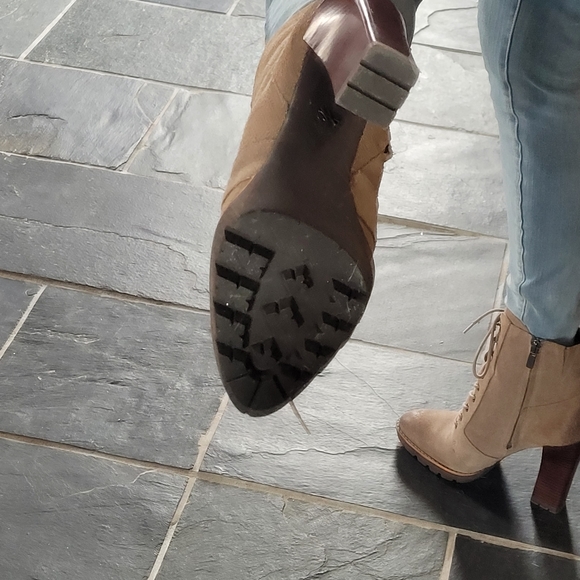 Kenneth Cole Booties - Picture 4 of 5